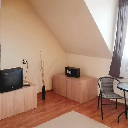 Three Bedroom Holiday In 펜션 *