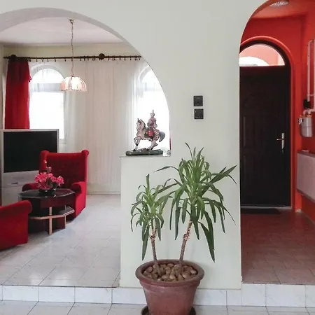 펜션 Three Bedroom Holiday In 에게르